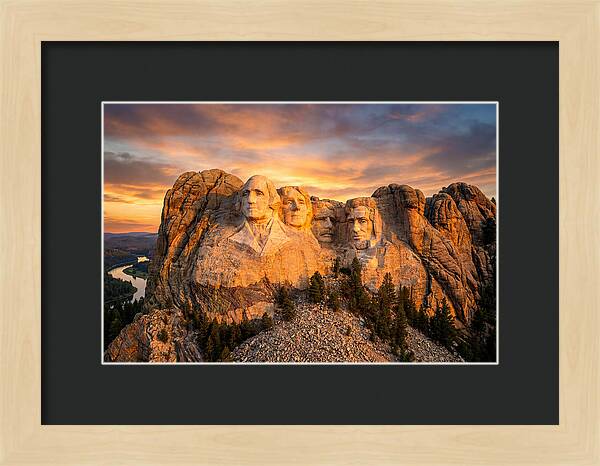 Mount Rushmore At Sunset