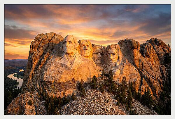 Mount Rushmore At Sunset