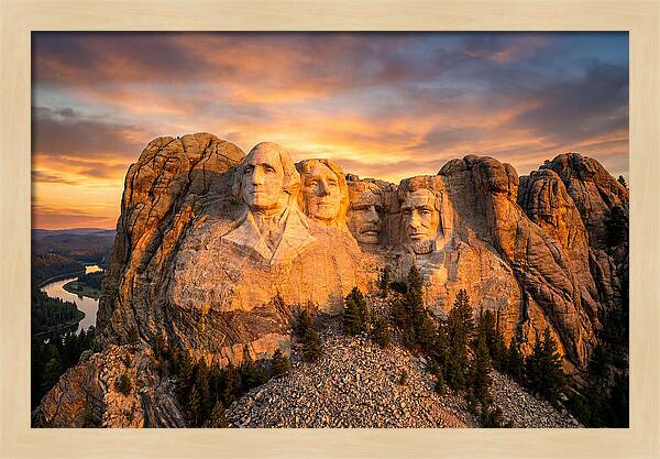 Mount Rushmore At Sunset