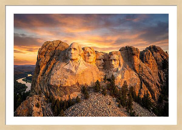 Mount Rushmore At Sunset