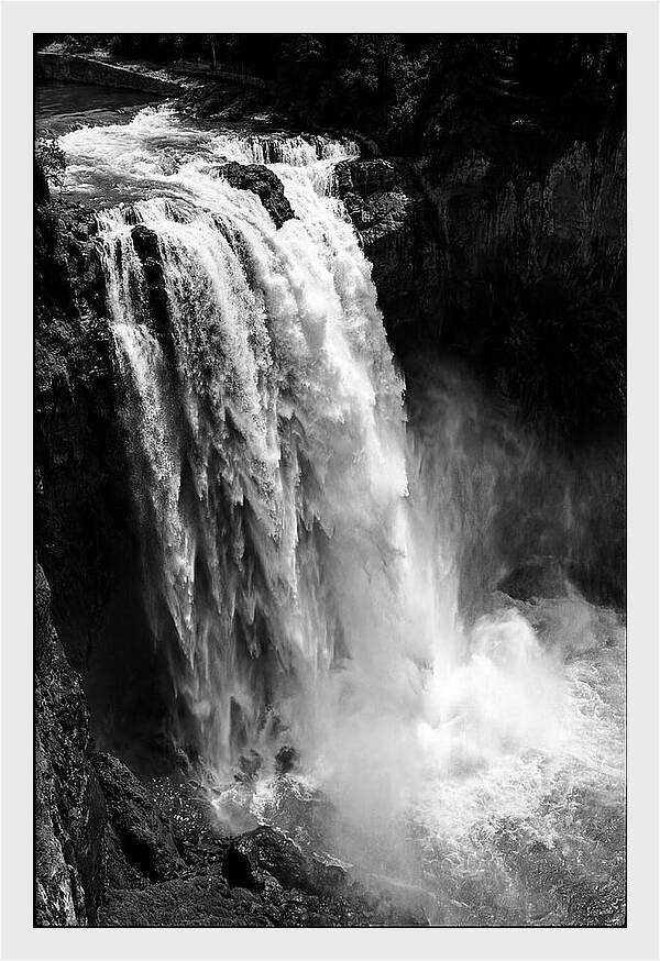 Multnomah Falls Cascade Power