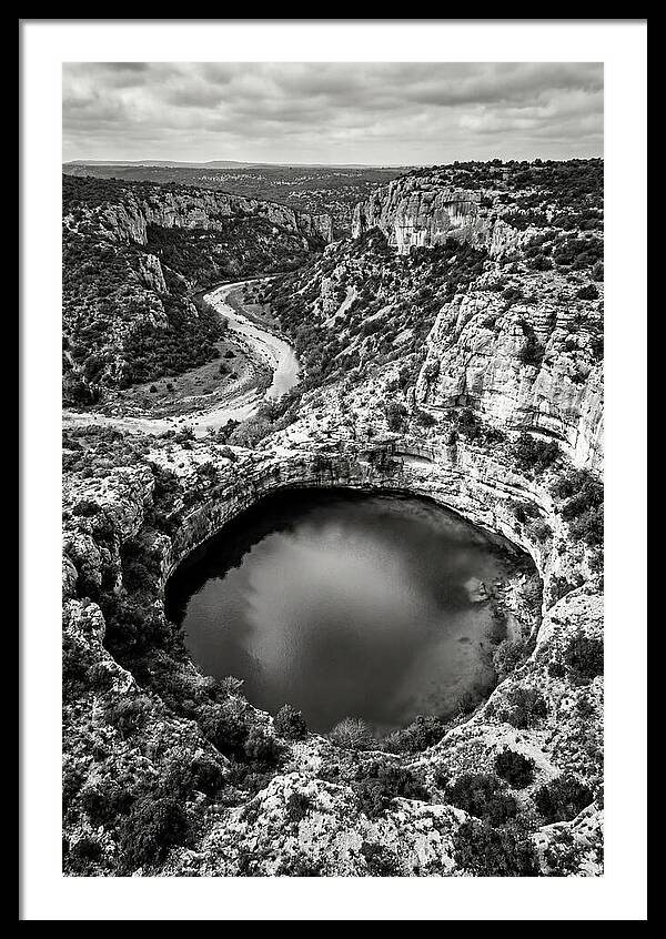 Mystical Depths Of The Great Blue Hole
