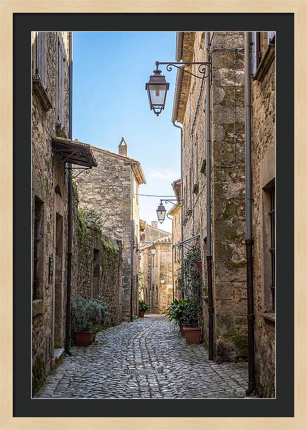 Narrow Cobblestone Alleyway