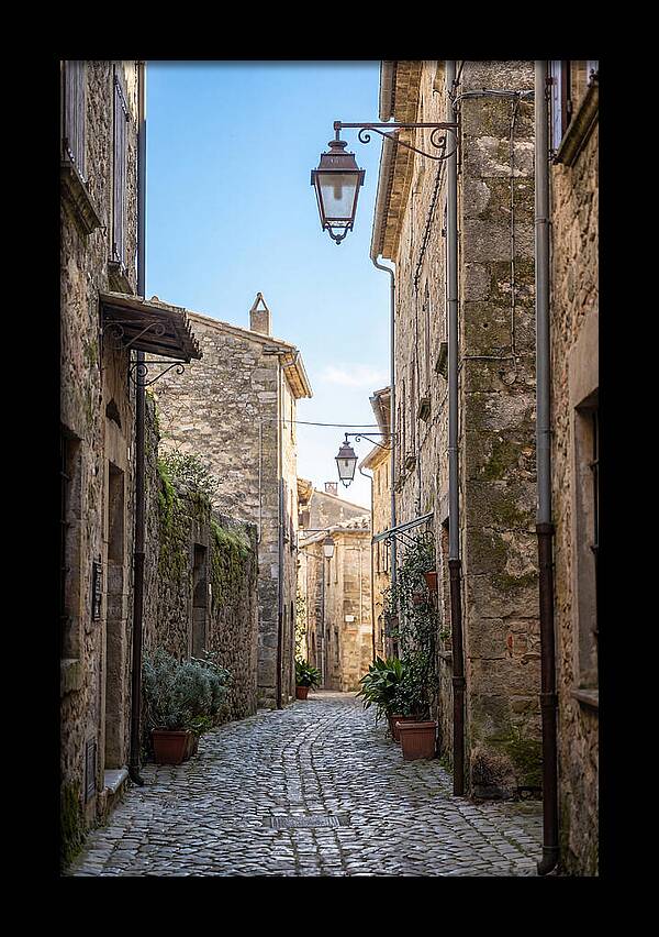 Narrow Cobblestone Alleyway