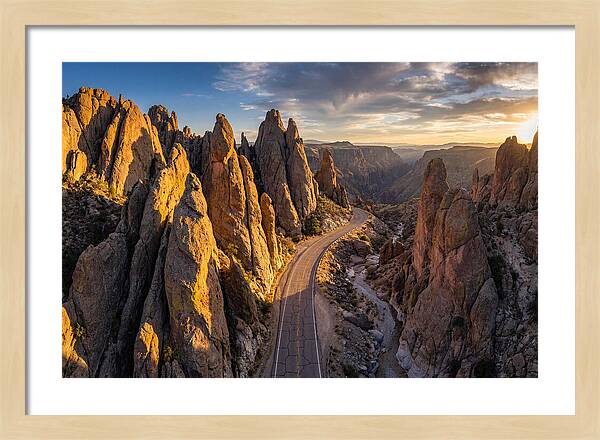 Needles Highway Spire Corridor