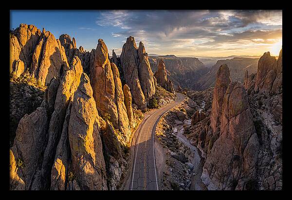 Needles Highway Spire Corridor