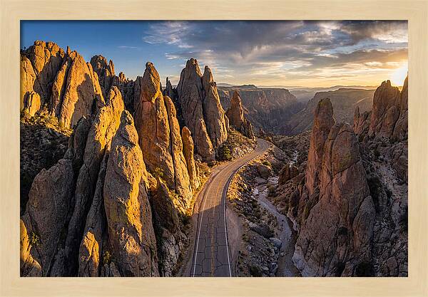 Needles Highway Spire Corridor