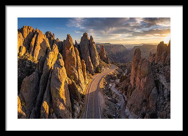 Needles Highway Spire Corridor