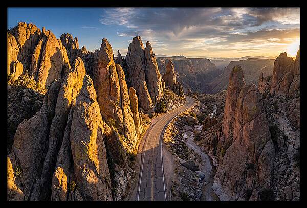 Needles Highway Spire Corridor