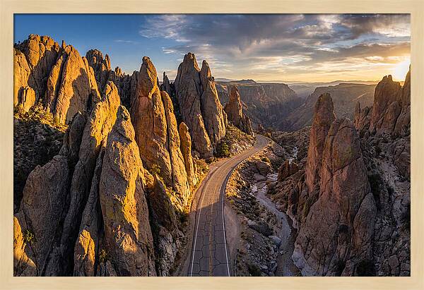 Needles Highway Spire Corridor