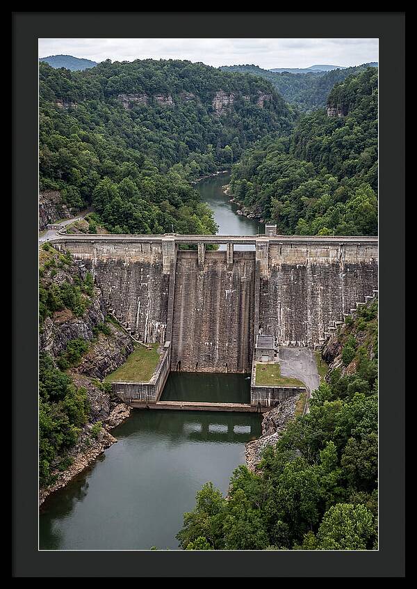 Norris Dam Surrounded By Nature