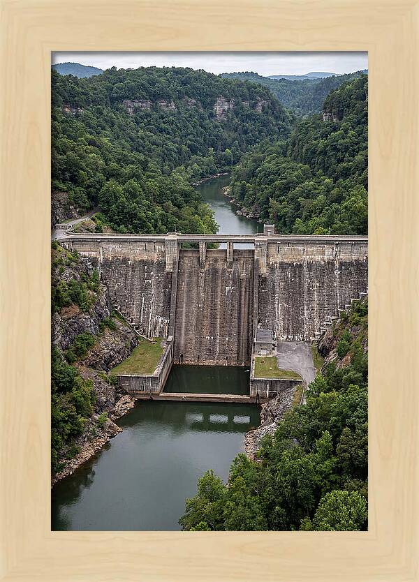 Norris Dam Surrounded By Nature