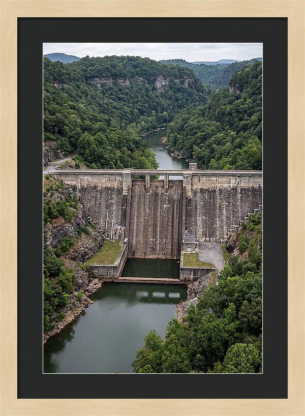 Norris Dam Surrounded By Nature