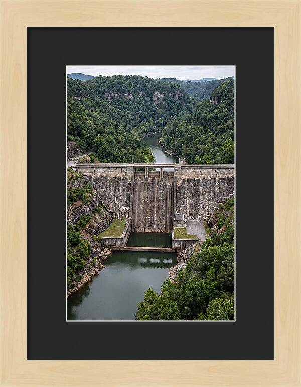 Norris Dam Surrounded By Nature