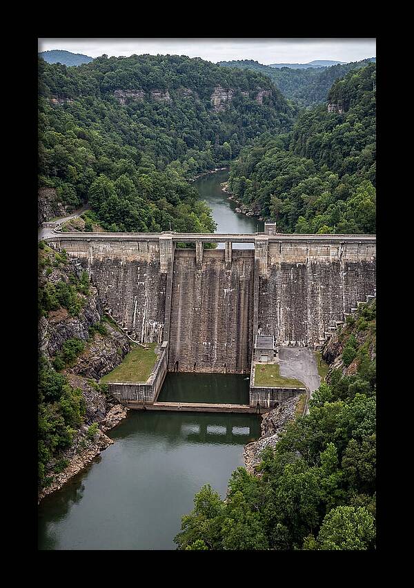 Norris Dam Surrounded By Nature