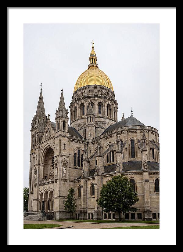 Notre Dame Basilica Grandeur