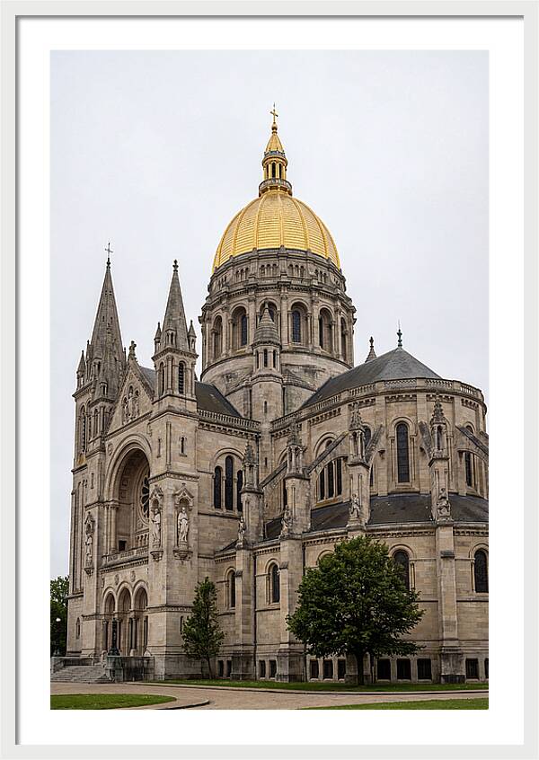 Notre Dame Basilica Grandeur