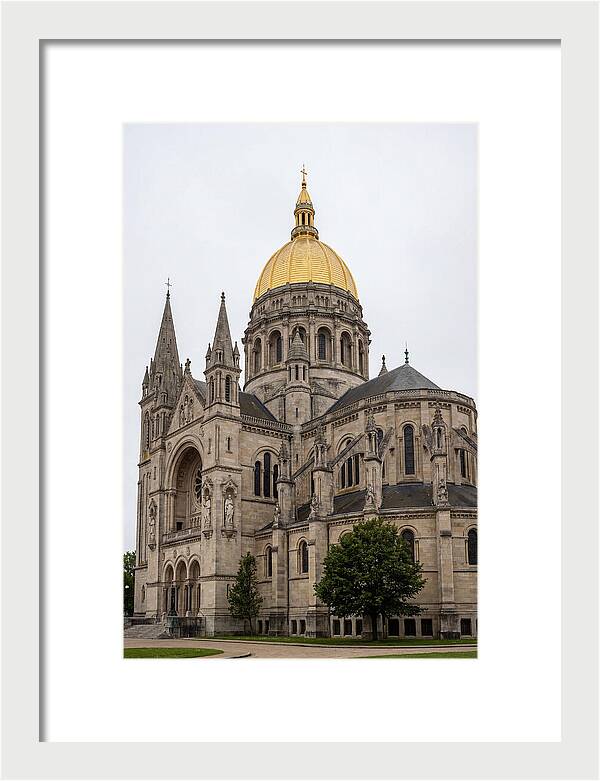 Notre Dame Basilica Grandeur