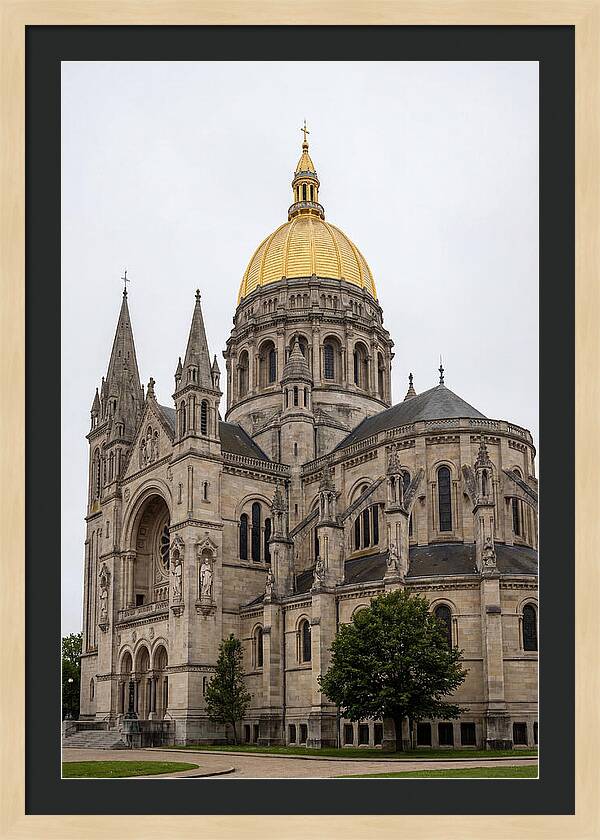 Notre Dame Basilica Grandeur