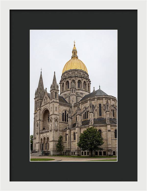 Notre Dame Basilica Grandeur