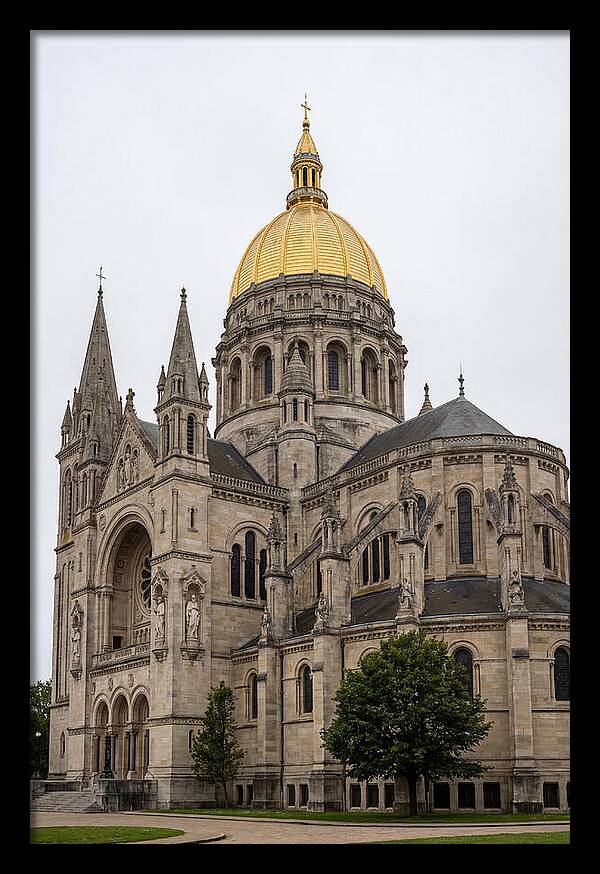 Notre Dame Basilica Grandeur