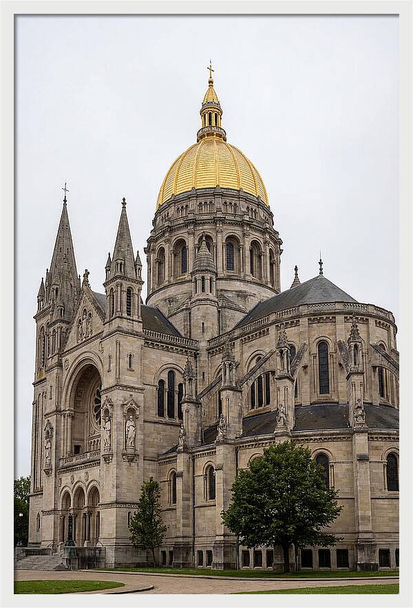 Notre Dame Basilica Grandeur