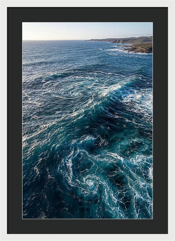 Oceanic Rhythm In Motion