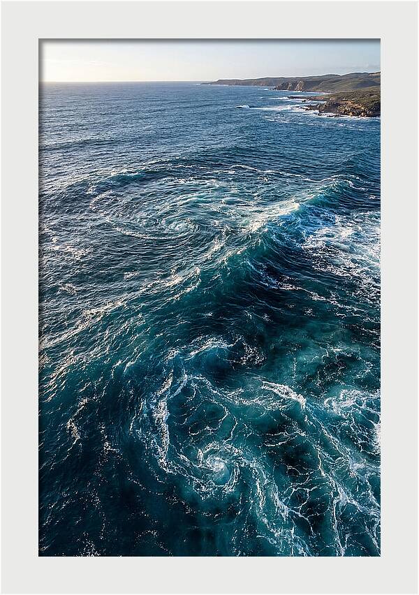 Oceanic Rhythm In Motion