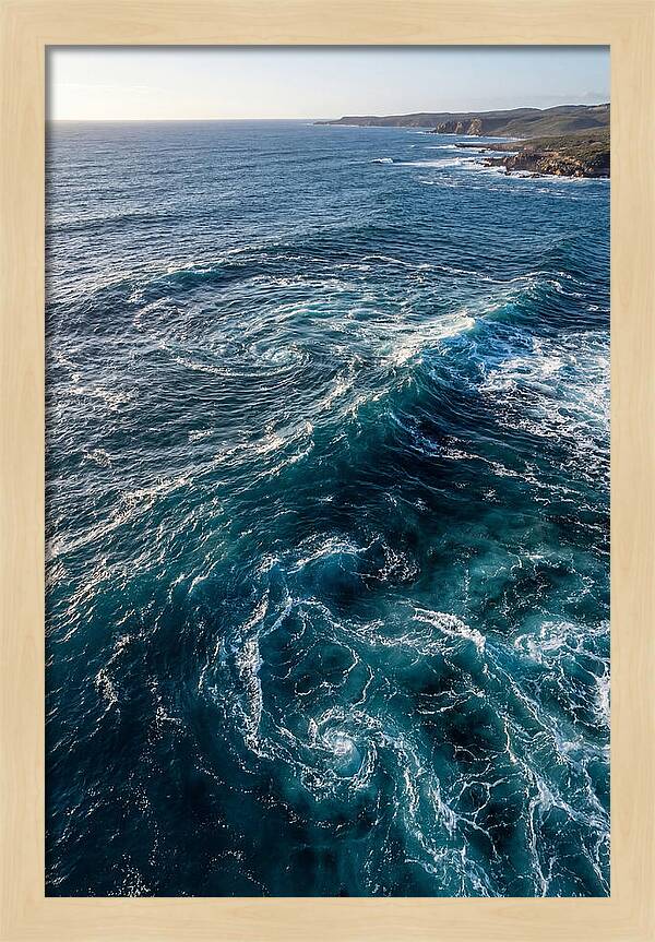 Oceanic Rhythm In Motion