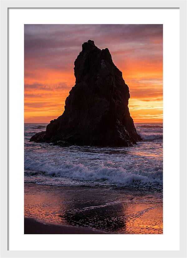 Oceanic Twilight Silhouette