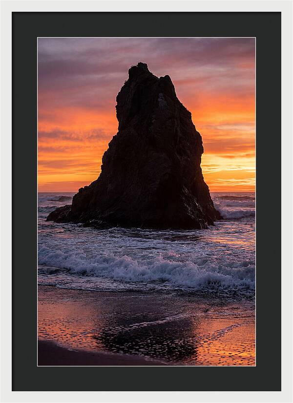 Oceanic Twilight Silhouette