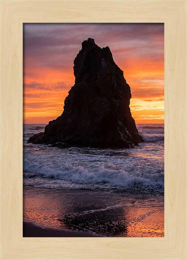 Oceanic Twilight Silhouette