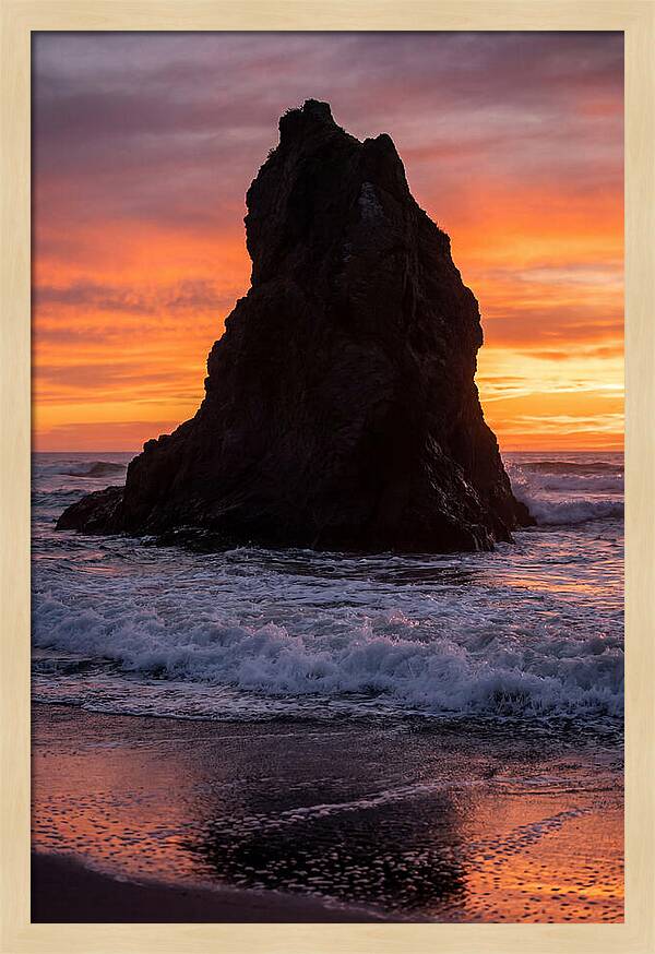 Oceanic Twilight Silhouette