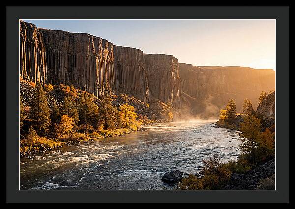 Palisades River Vista