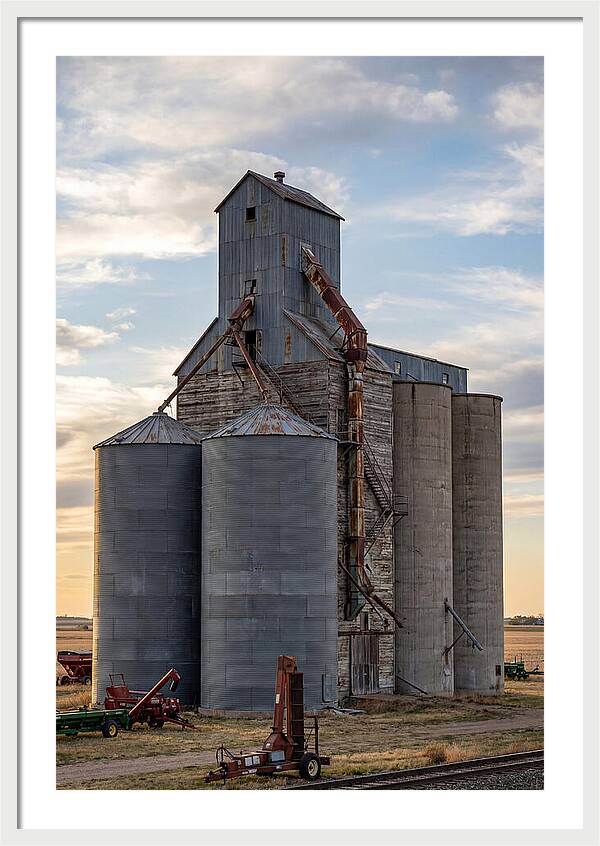 Palouse Grain Elevators At Dusk