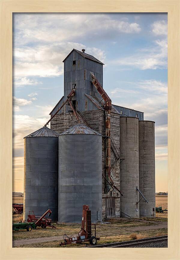 Palouse Grain Elevators At Dusk
