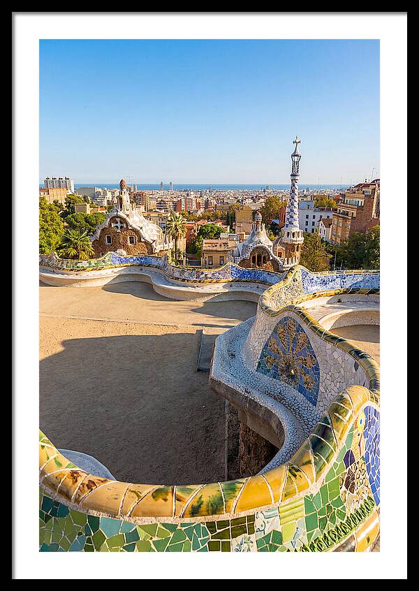 Park Gells Vibrant Mosaic View