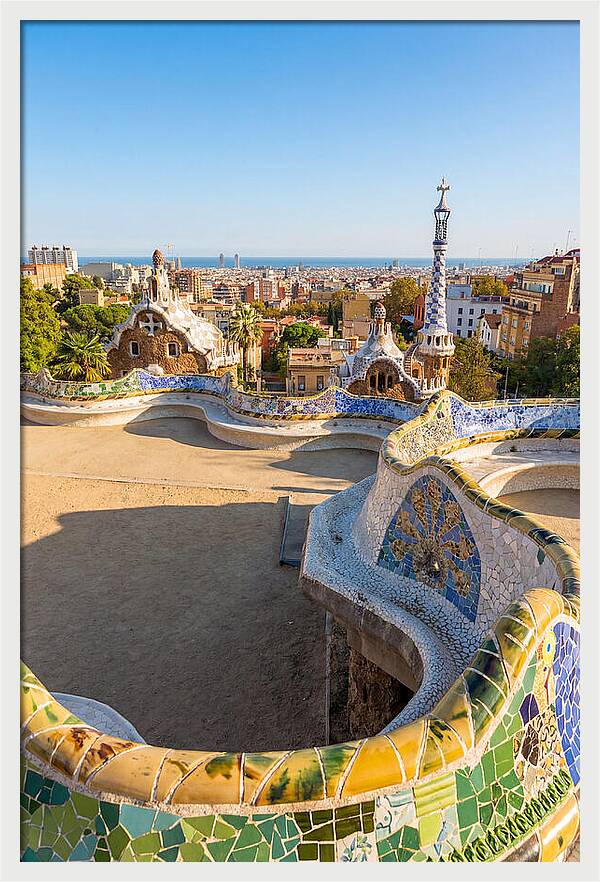 Park Gells Vibrant Mosaic View