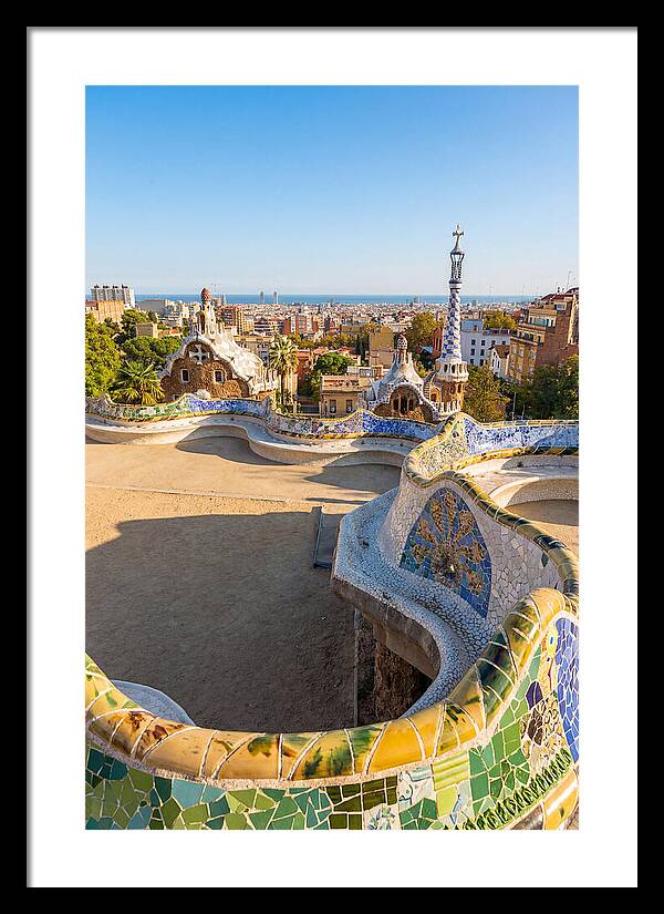Park Gells Vibrant Mosaic View