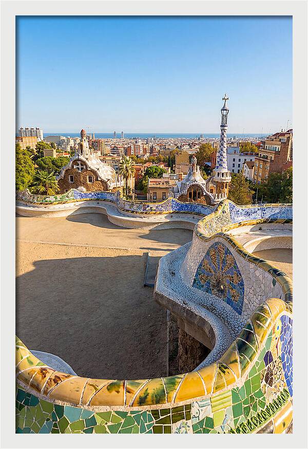 Park Gells Vibrant Mosaic View