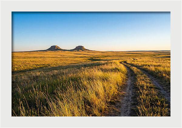 Pawnee Buttes Serenity