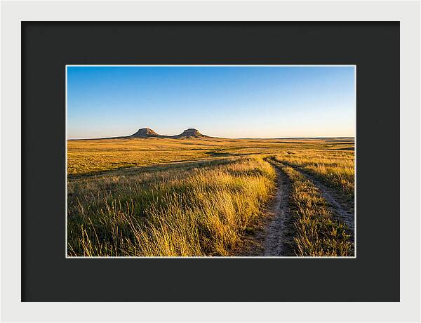 Pawnee Buttes Serenity