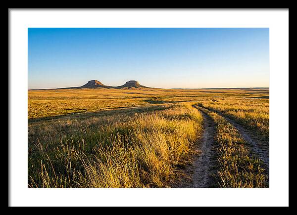 Pawnee Buttes Serenity