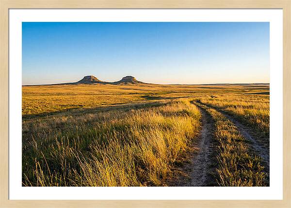 Pawnee Buttes Serenity
