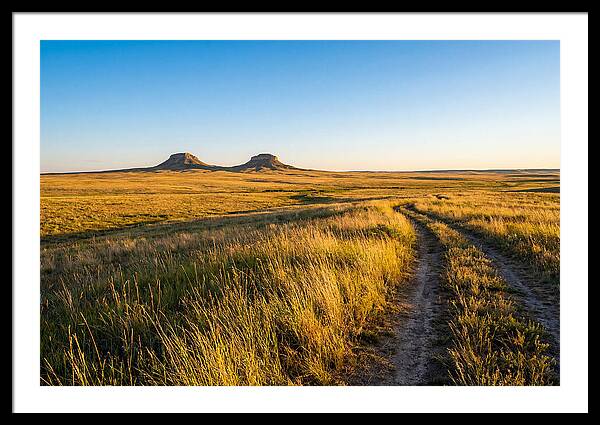Pawnee Buttes Serenity