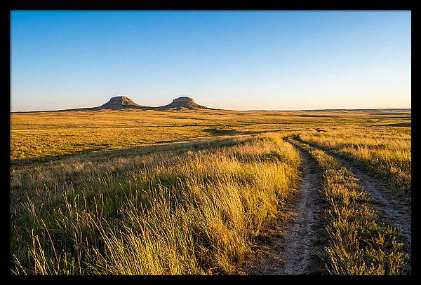 Pawnee Buttes Serenity