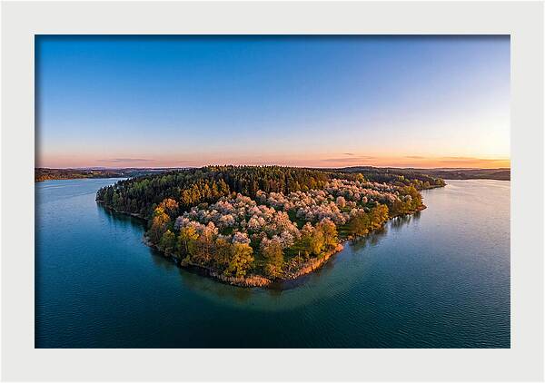 Peninsula Serenity At Dusk
