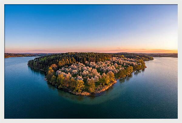 Peninsula Serenity At Dusk