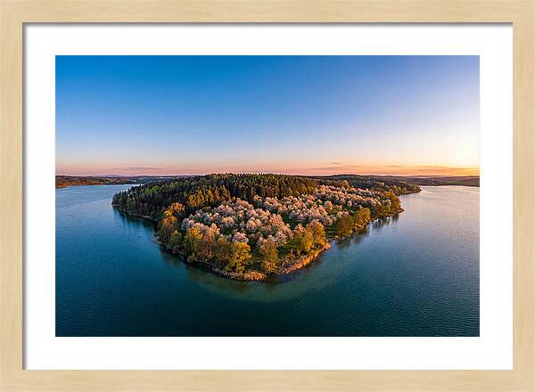 Peninsula Serenity At Dusk