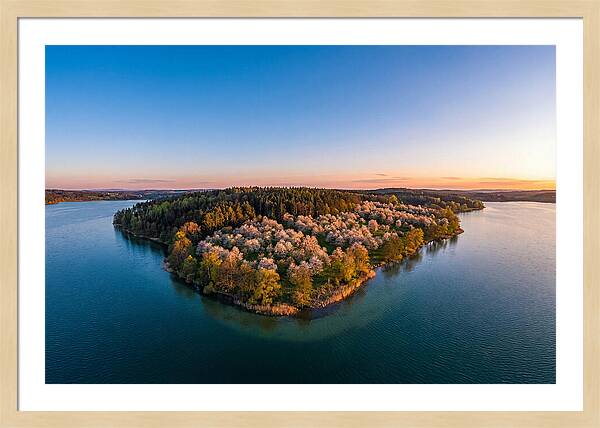 Peninsula Serenity At Dusk